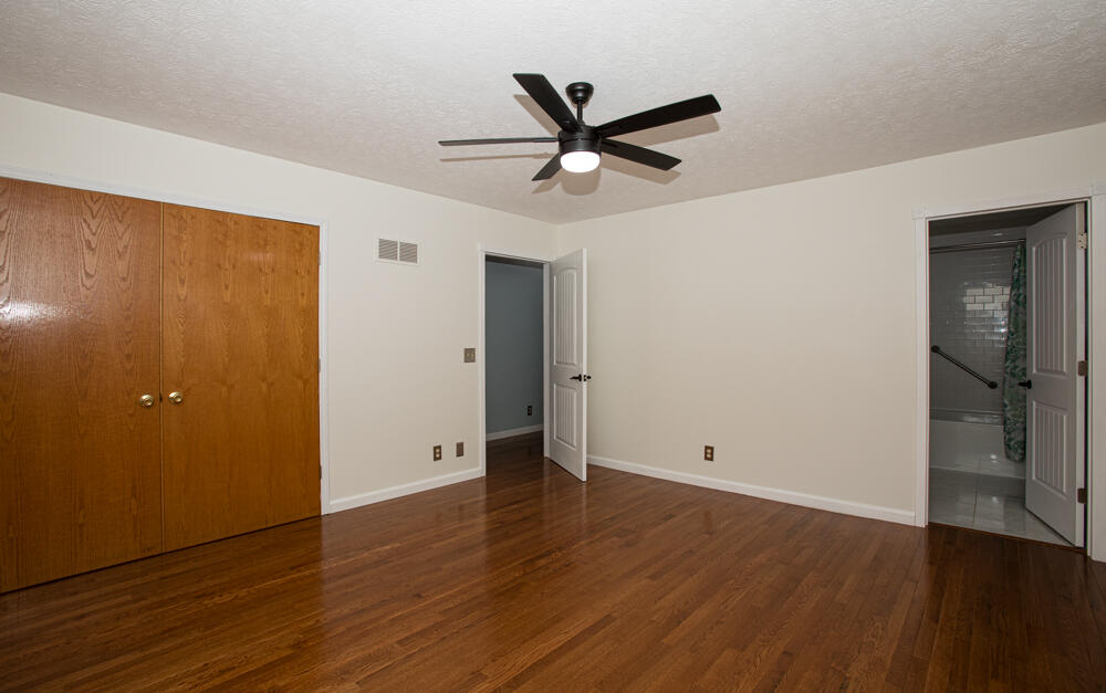 337 Collins Road Paris, KY 40361 - Photo 42 of 96 1F9A4250