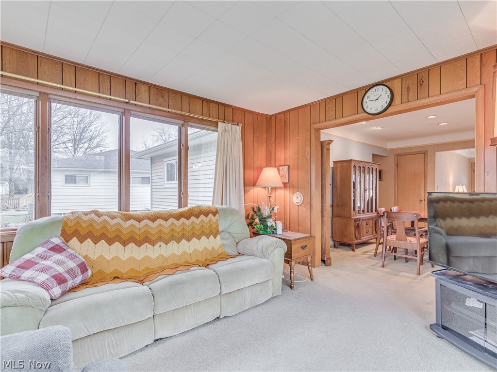 6458 Fairhaven Road Cleveland, OH 44124 - Photo 18 of 27