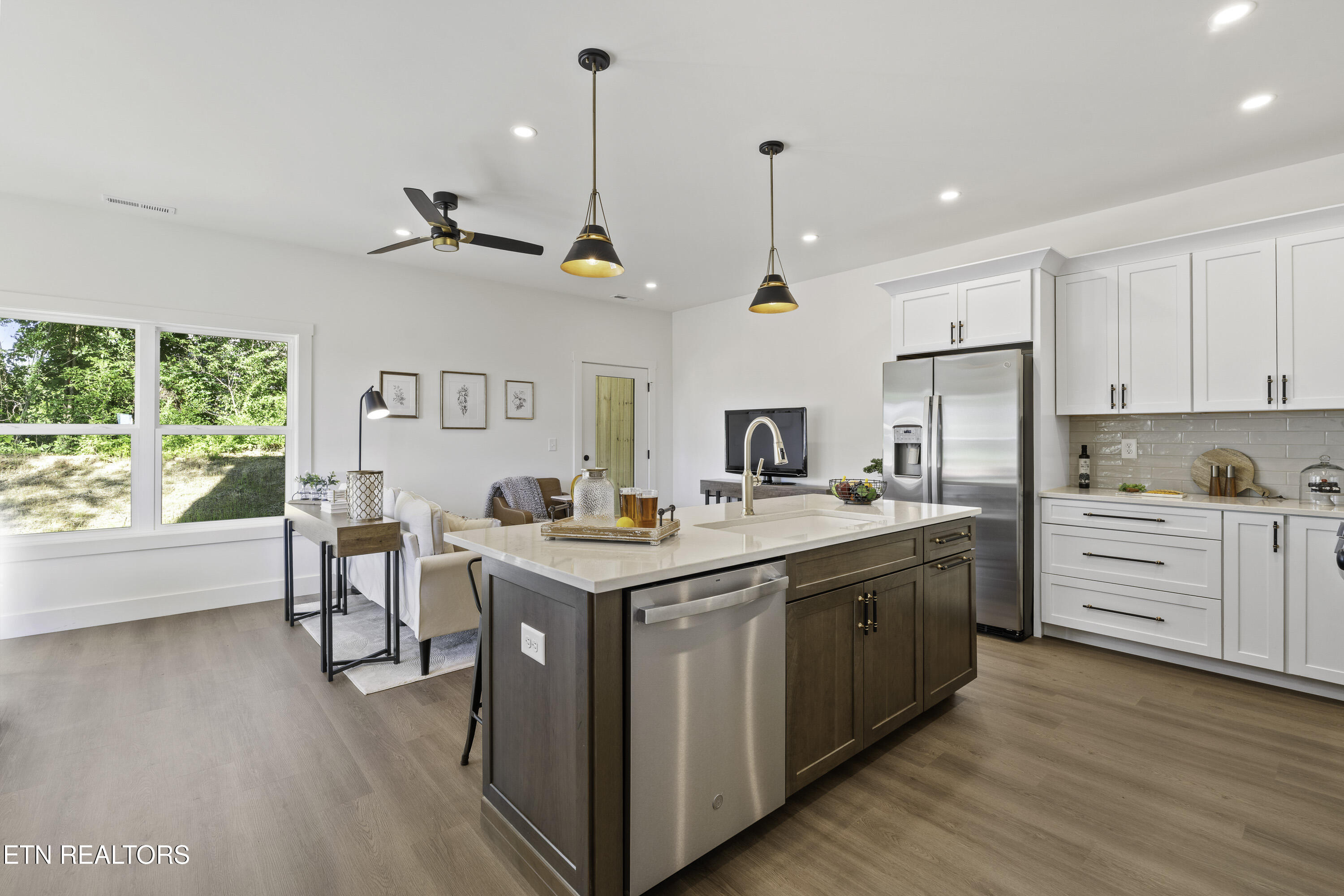 1335 Grace Ridge Drive Sevierville, TN 37862 - Photo 13 of 53 Kitchen Island