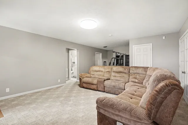 a view of entryway with a front door