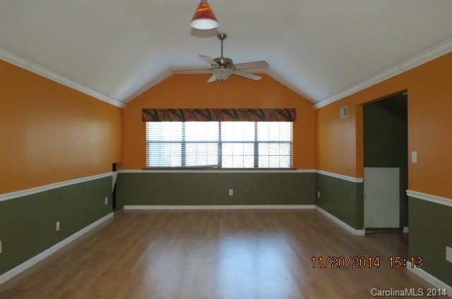 248 Nance Road, Unit 2 Charlotte, NC 28214 - Photo 5 of 18 Gallery Image 5