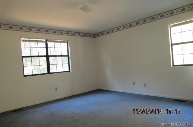 248 Nance Road, Unit 2 Charlotte, NC 28214 - Photo 8 of 18 Gallery Image 8