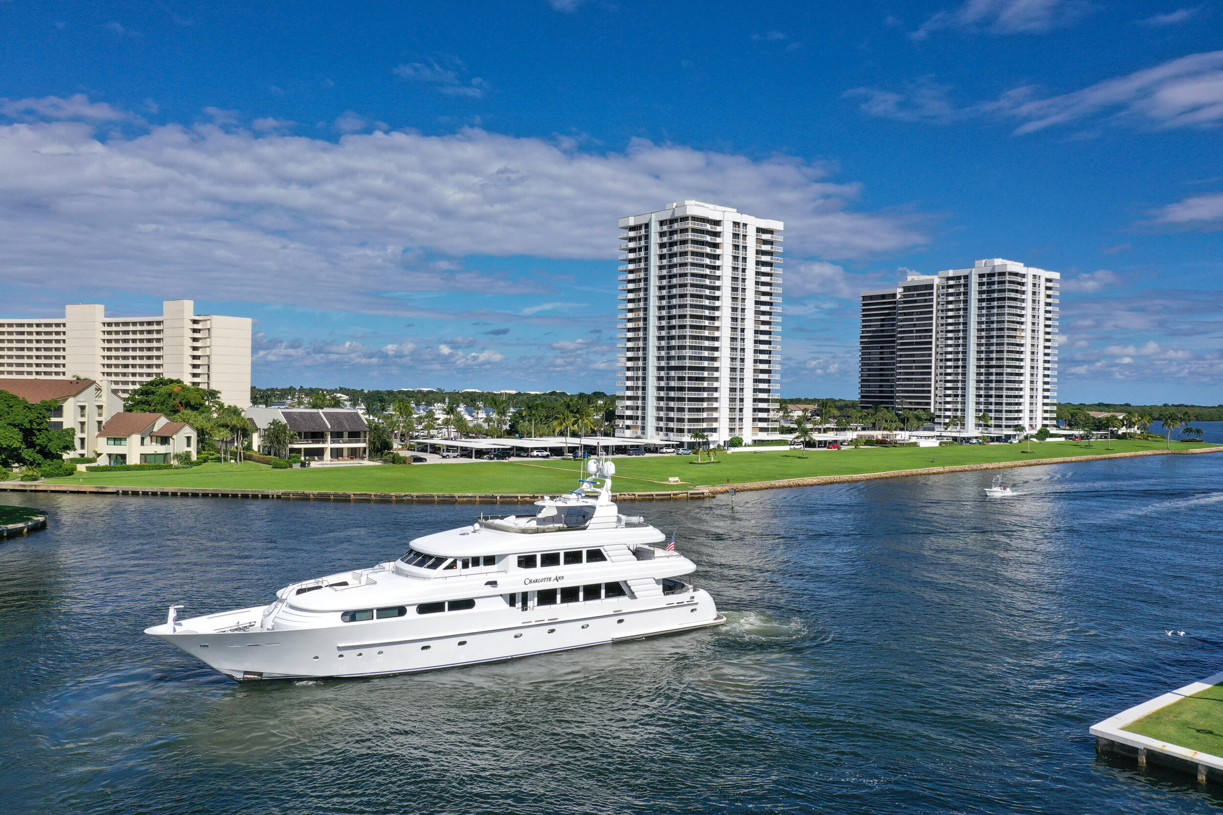 336 Golfview Road, Unit 711 North Palm Beach, FL 33408 - Photo 36 of 38 Boating
