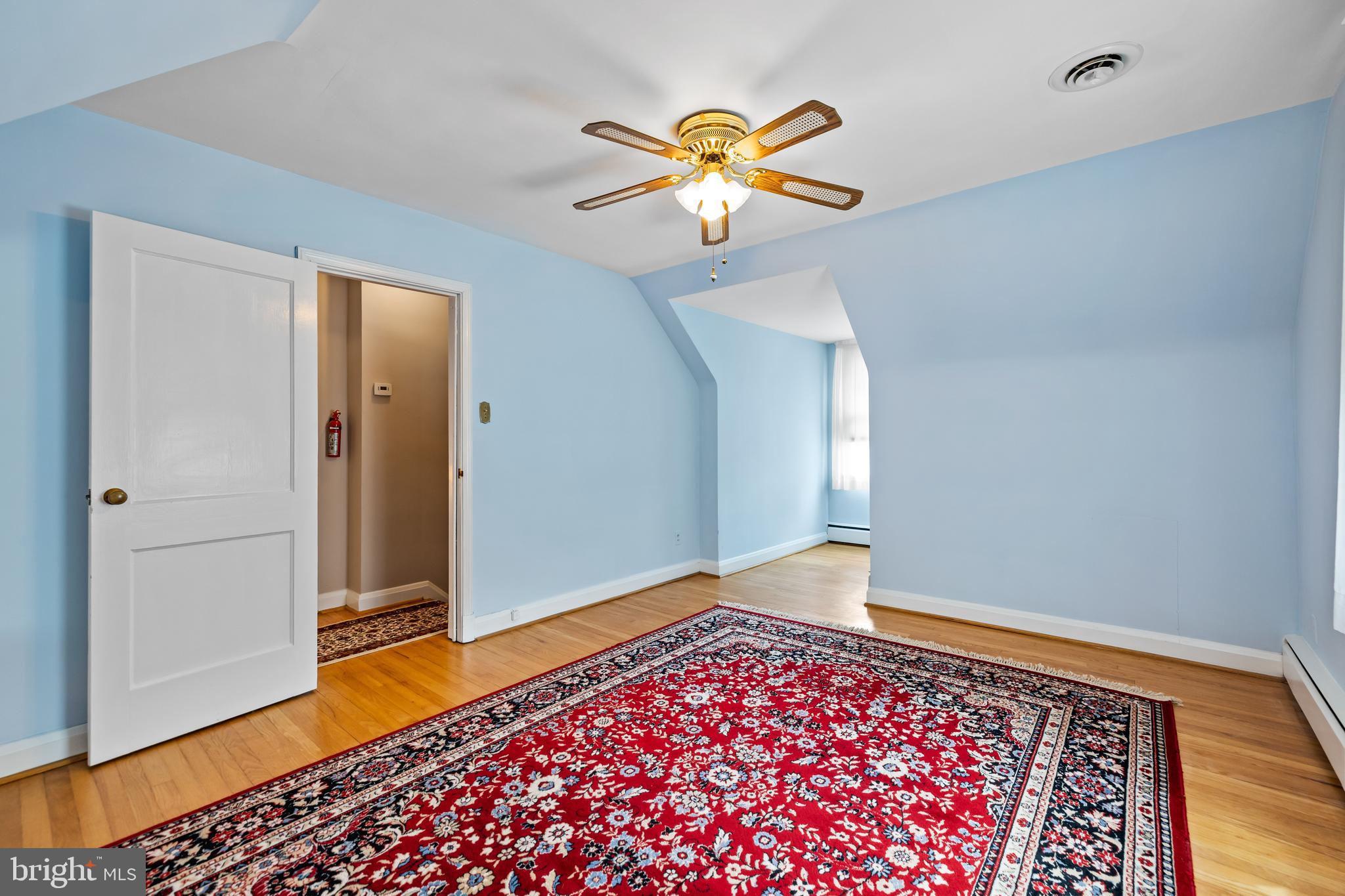 522 Holden Road Towson, MD 21286 - Photo 25 of 38 Upper Level BR #3
