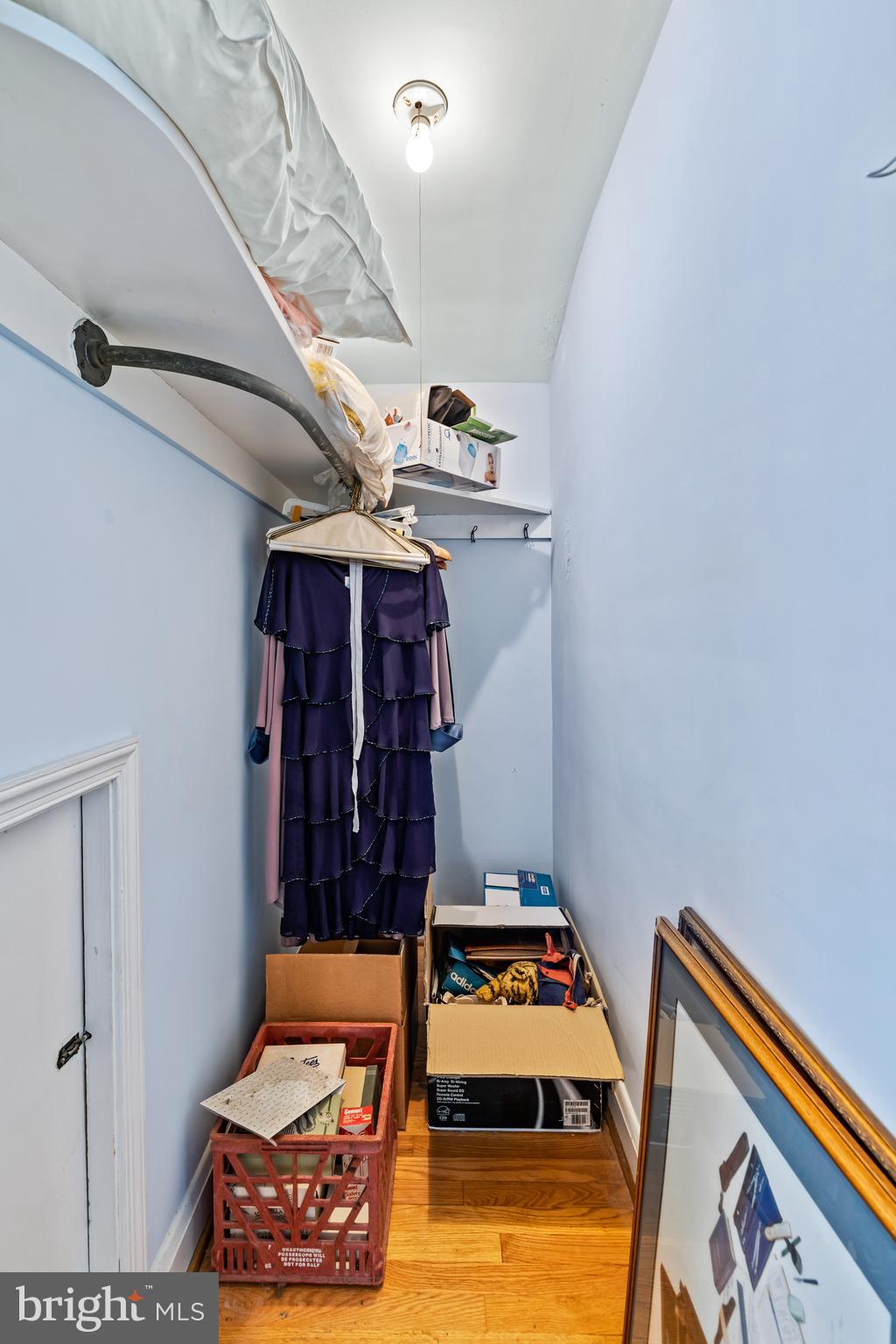 522 Holden Road Towson, MD 21286 - Photo 26 of 38 Upper Level Walk in closet in both brs