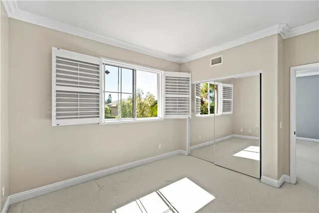 a view of house with a street