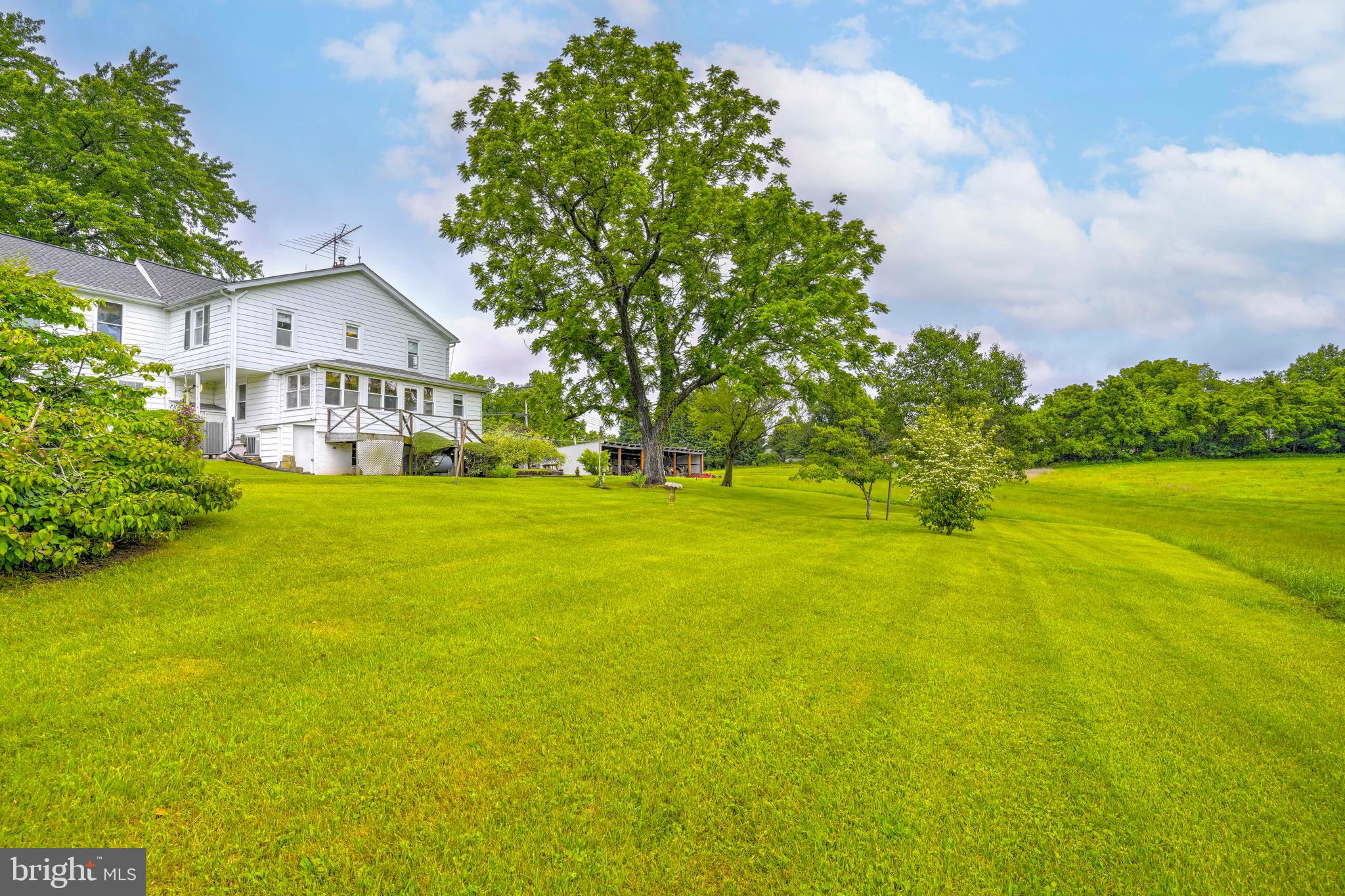 6007 Solomons Island Road Tracys Landing, MD 20779 - Photo 4 of 37