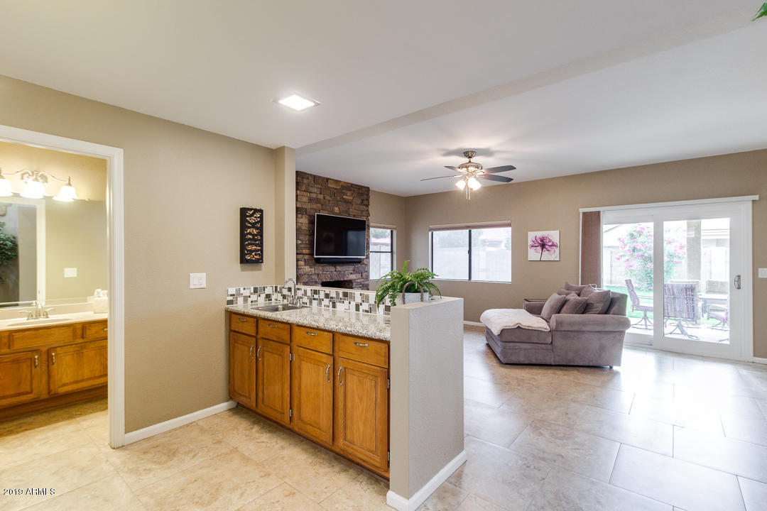 4167 West Post Road Chandler, AZ 85226 - Photo 8 of 46 20-Post