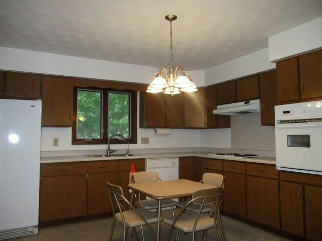 111 Locust Street Bennett, IA 52721 - Photo 4 of 11 Gallery Image 4