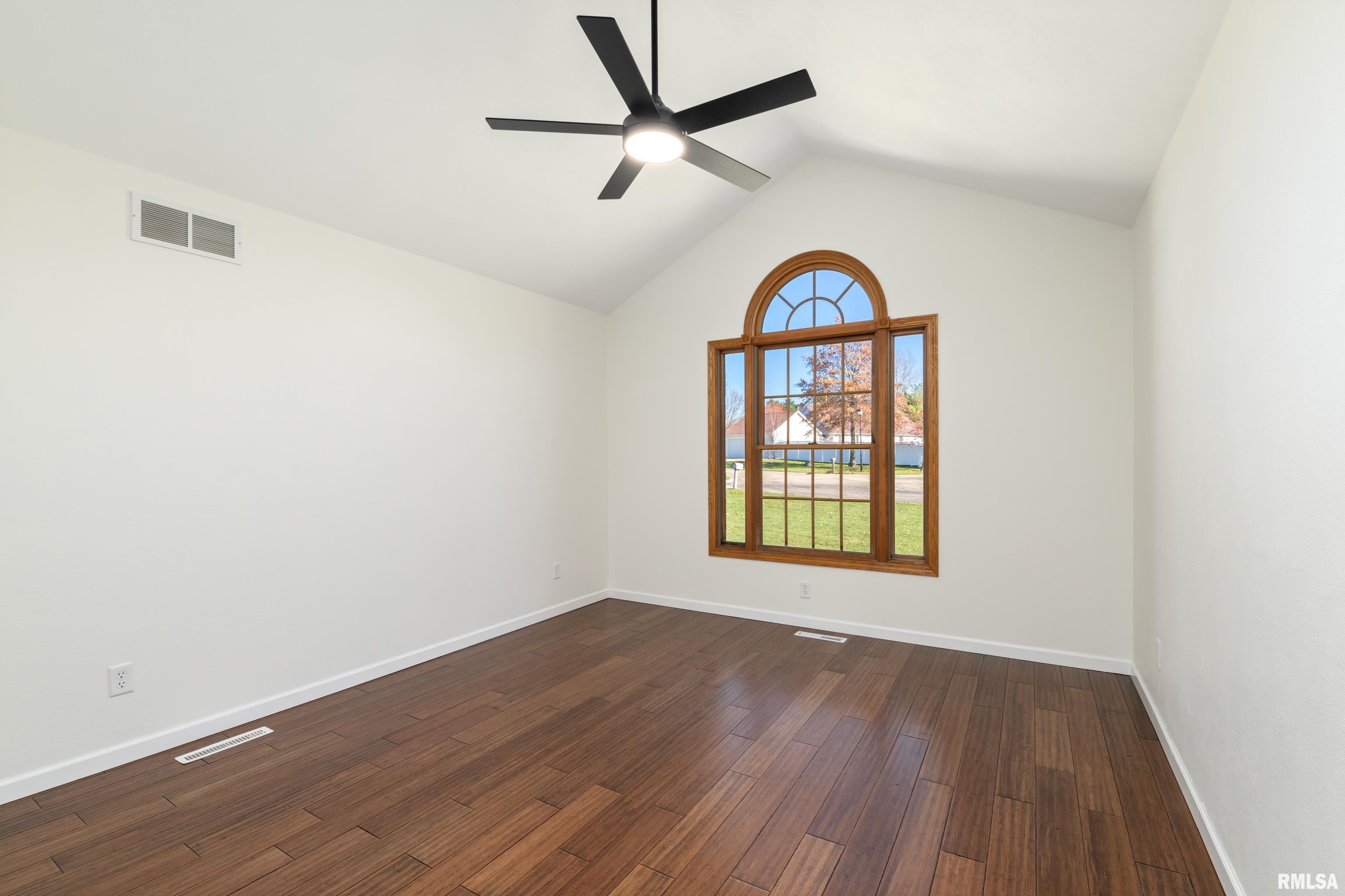 316 Swank Street Galva, IL 61434 - Photo 14 of 26