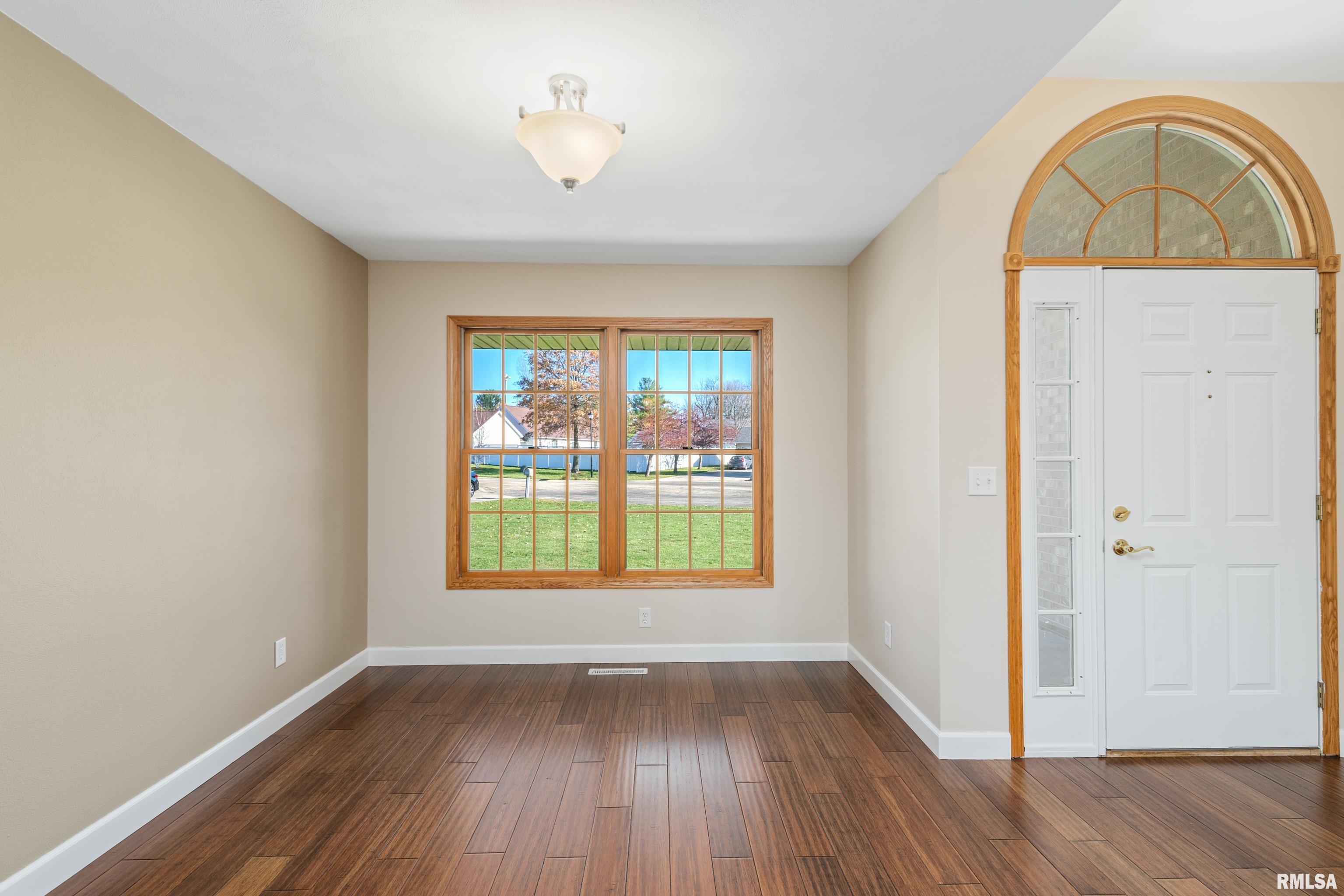 316 Swank Street Galva, IL 61434 - Photo 5 of 26