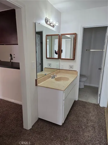 $2,000 | 5585 Pacific Coast Highway, Unit 115, Long Beach, CA 90804