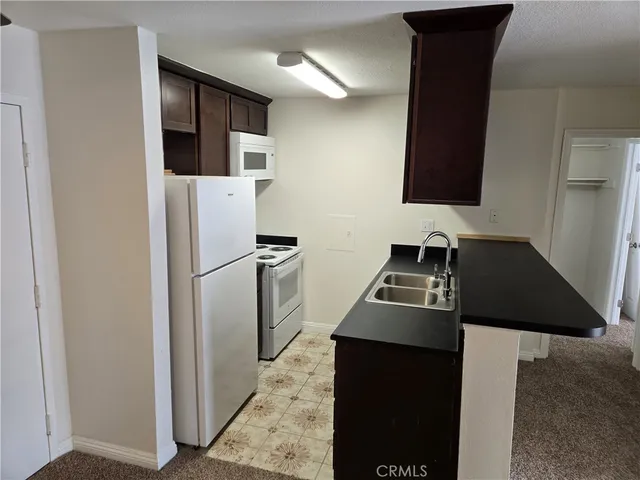 $2,000 | 5585 Pacific Coast Highway, Unit 115, Long Beach, CA 90804