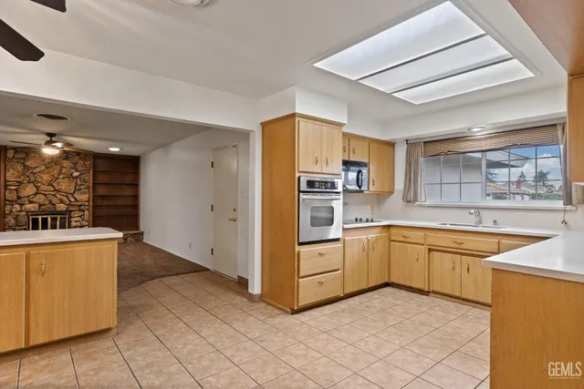 $410,000 | Undisclosed Address, Bakersfield, CA 93308