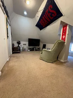 $5,300 | 3610 North Wayne Avenue, Chicago, IL 60613