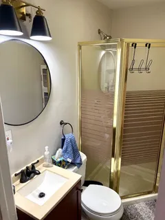 $5,300 | 3610 North Wayne Avenue, Chicago, IL 60613