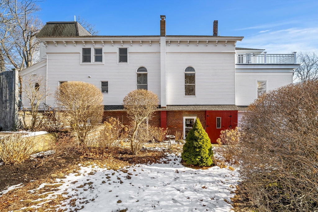 303 Nahant Road Nahant, MA 01908 - Photo 32 of 37