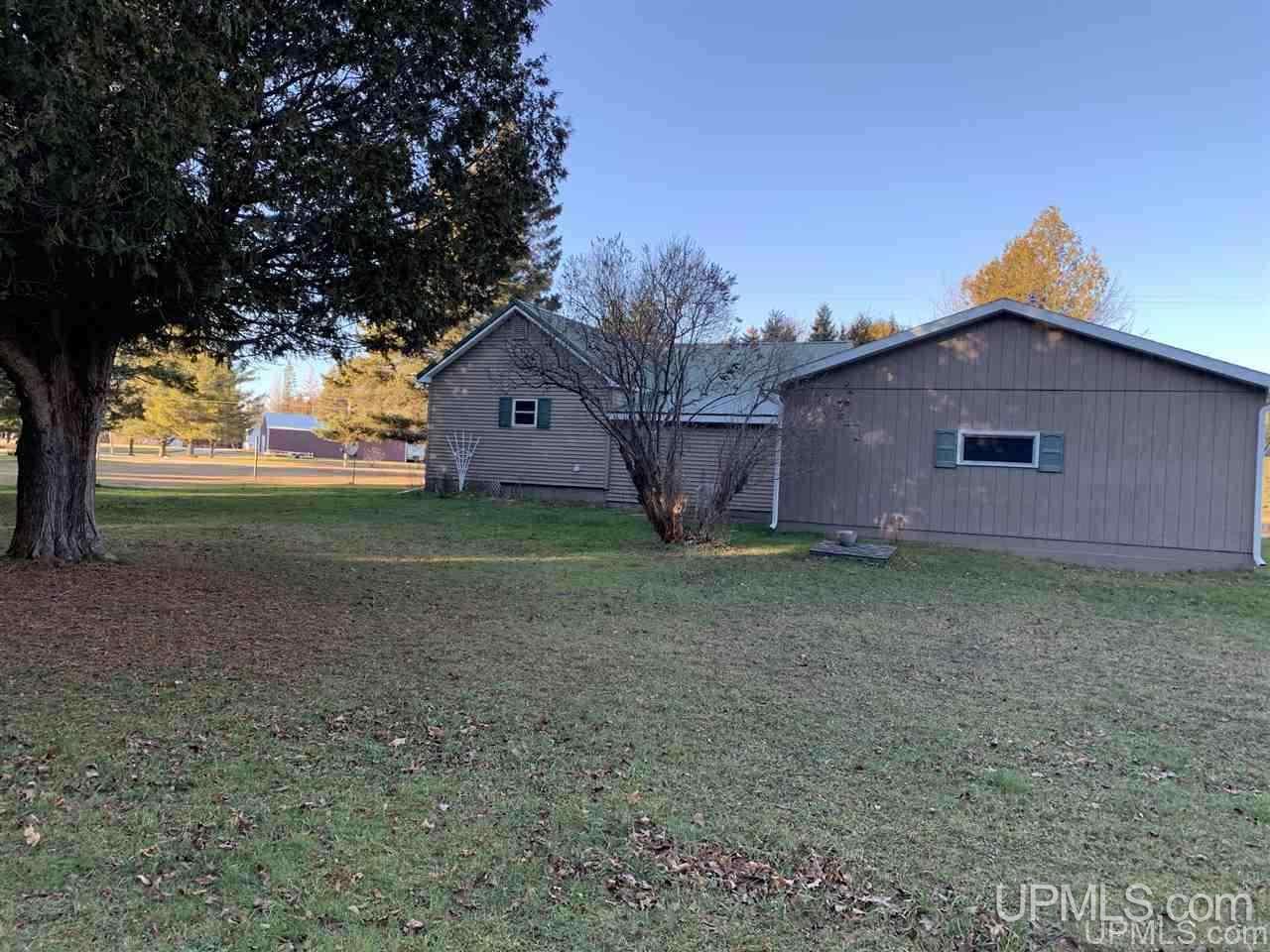 2763 W Jackson Road Gulliver, MI 49840 - Photo 2 of 40