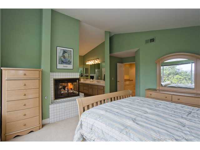 1764 Crystal Ridge Way Vista, CA 92081 - Photo 14 of 25 Gallery Image 14