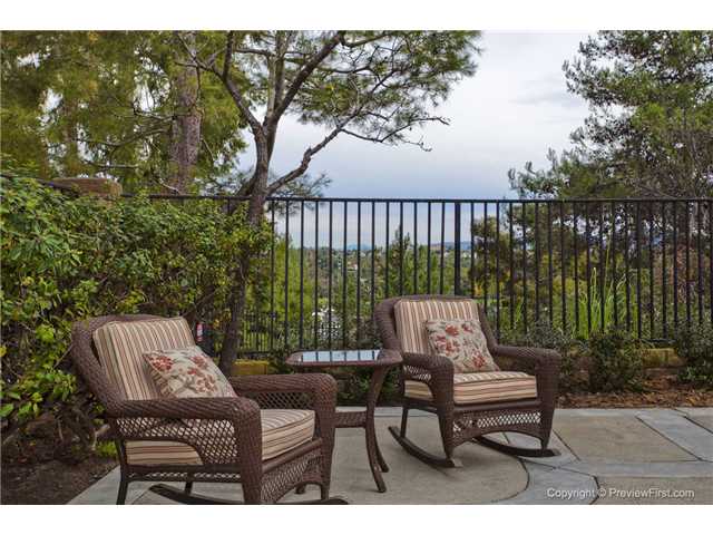 1764 Crystal Ridge Way Vista, CA 92081 - Photo 21 of 25 Gallery Image 21