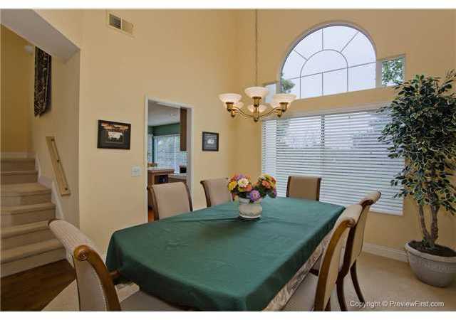 1764 Crystal Ridge Way Vista, CA 92081 - Photo 7 of 25 Gallery Image 7