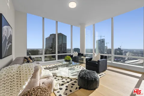 $6,800 | Undisclosed Address, Los Angeles, CA 90017