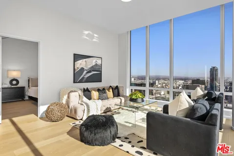 $6,800 | Undisclosed Address, Los Angeles, CA 90017