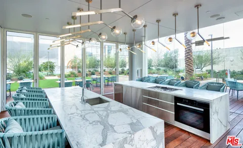 $6,800 | Undisclosed Address, Los Angeles, CA 90017