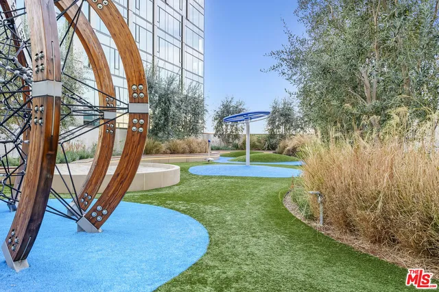 $6,800 | Undisclosed Address, Los Angeles, CA 90017