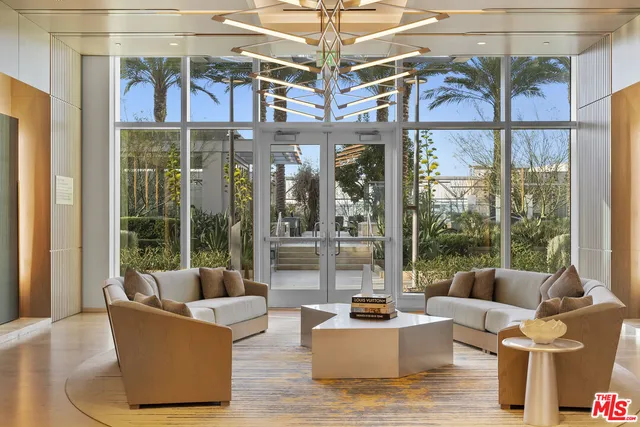 $6,800 | Undisclosed Address, Los Angeles, CA 90017