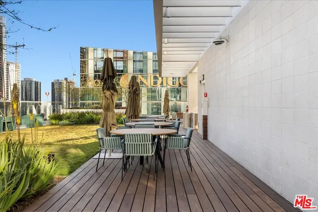 $6,800 | Undisclosed Address, Los Angeles, CA 90017