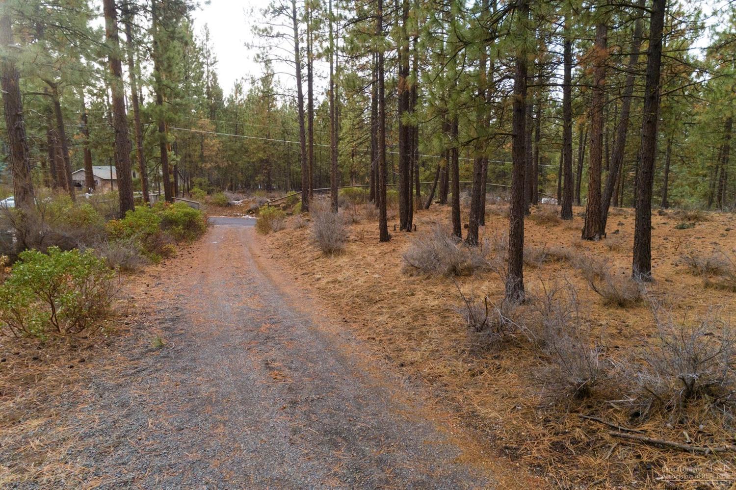 60098 Turquoise Road Bend, OR 97702 - Photo 1 of 12 Primary Photo
