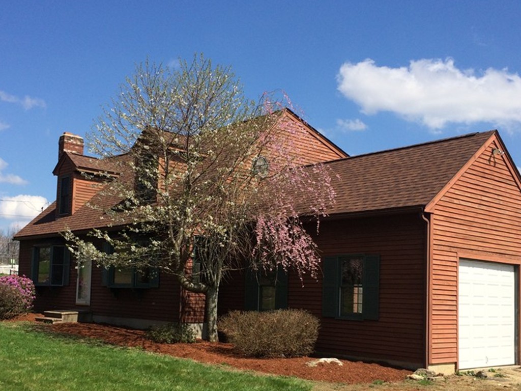 44 Bacon Hill Road Spencer, MA 01562 - Photo 1 of 28 Gallery Image 1