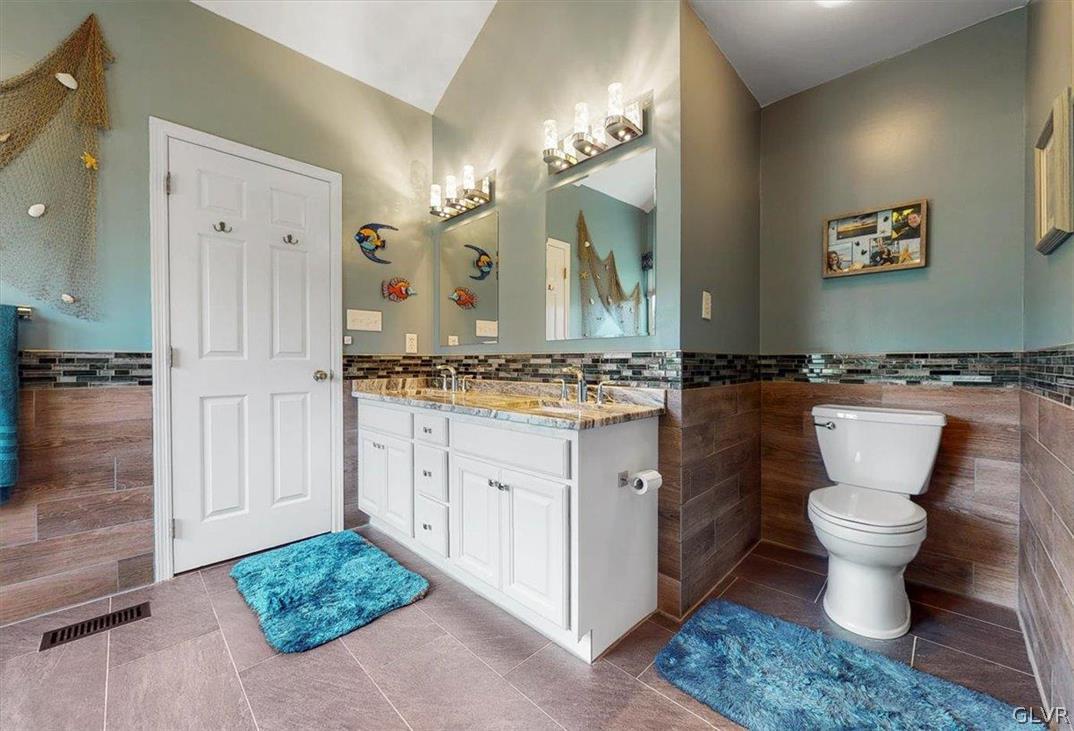 5813 Shows Road Bethlehem, PA 18017 - Photo 26 of 41 Gallery Image 26