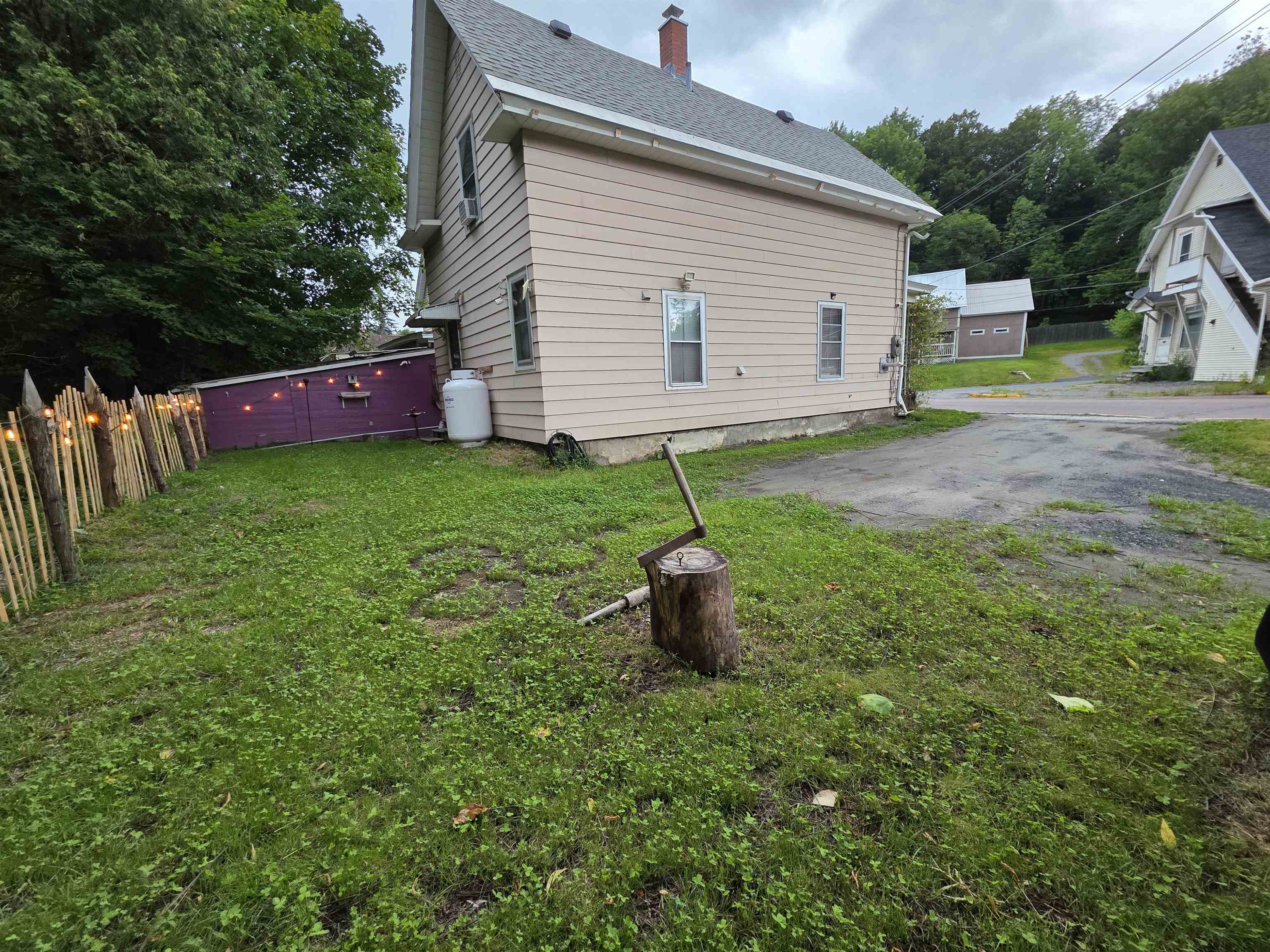 105 Brook Street Barre, VT 05641 - Photo 9 of 29