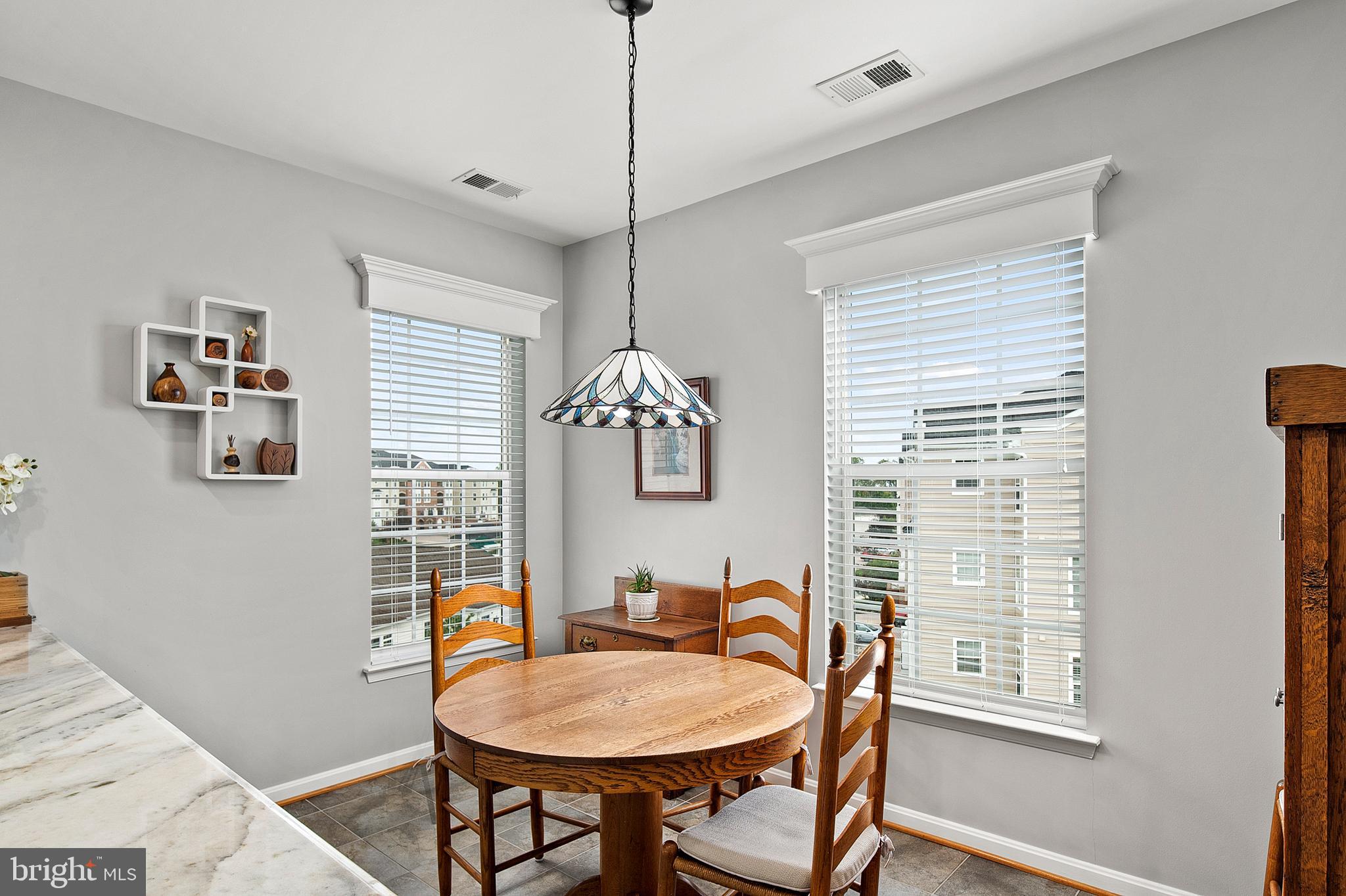7305 Brookview Road, Unit 407 Elkridge, MD 21075 - Photo 8 of 36 Breakfast Area