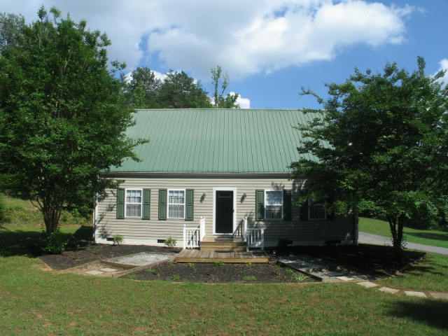 306 Bowen Road Easley, SC 29640 - Photo 1 of 22