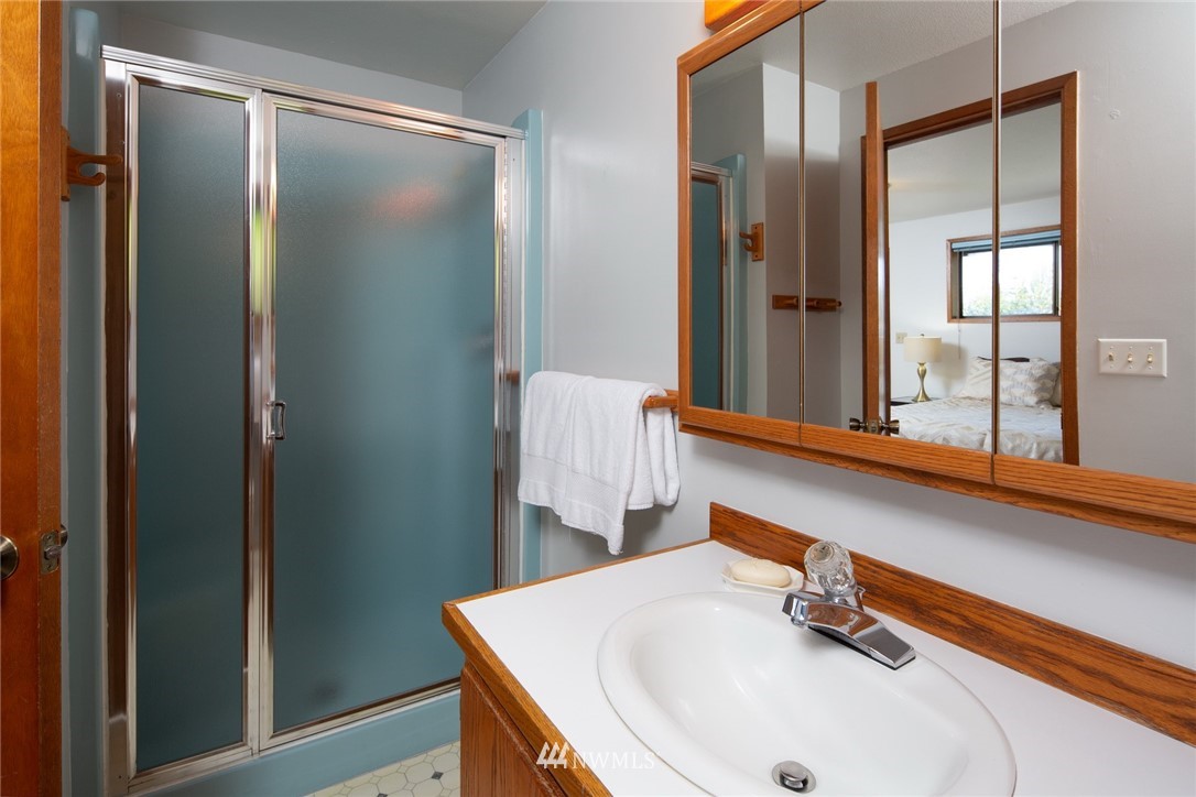 3624 Home Road Bellingham, WA 98225 - Photo 13 of 25 Gallery Image 13