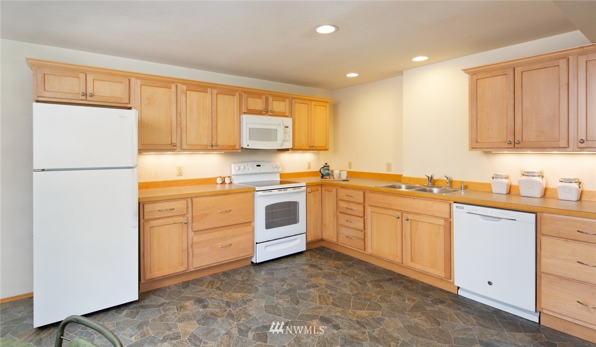 3624 Home Road Bellingham, WA 98225 - Photo 18 of 25 Gallery Image 18