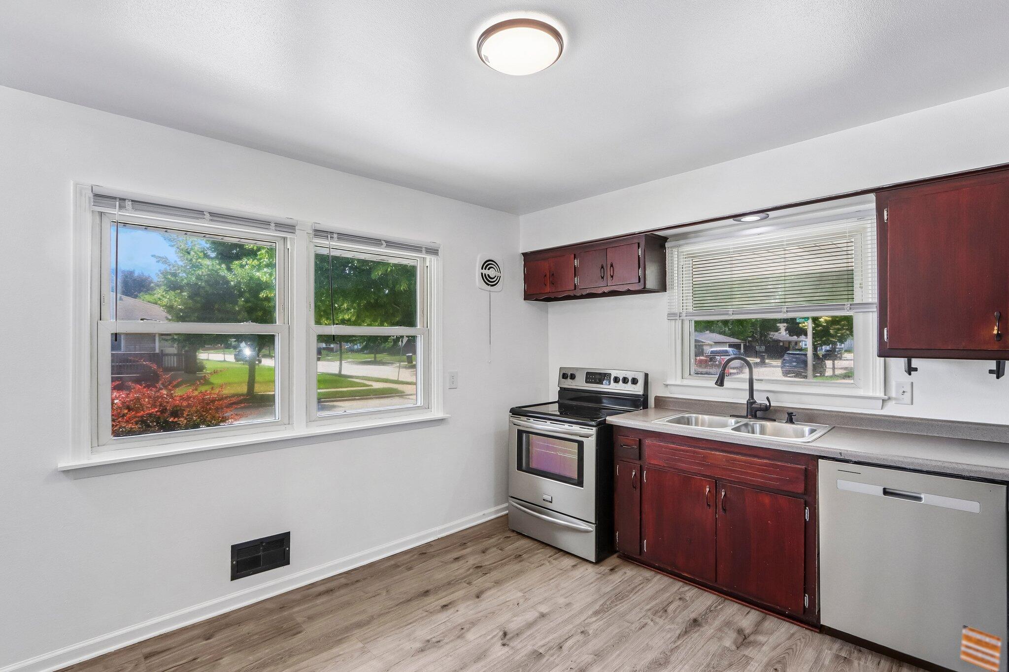 2223 Grove Avenue Racine, WI 53405 - Photo 10 of 30 Kitchen