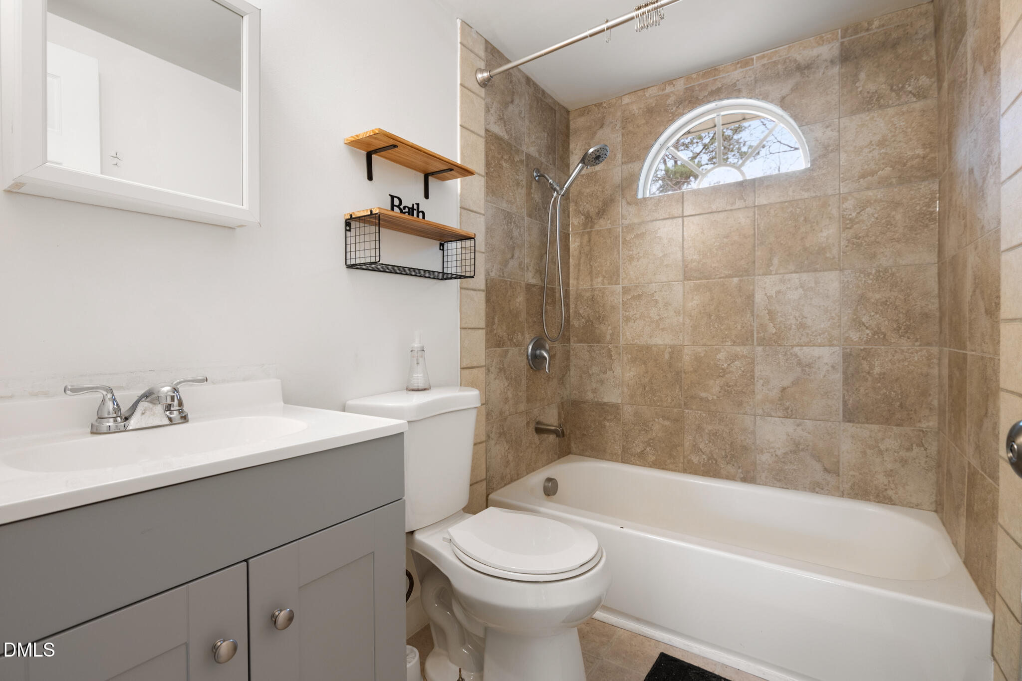 2400 Trueway Lane Raleigh, NC 27603 - Photo 8 of 22 DSC_9853