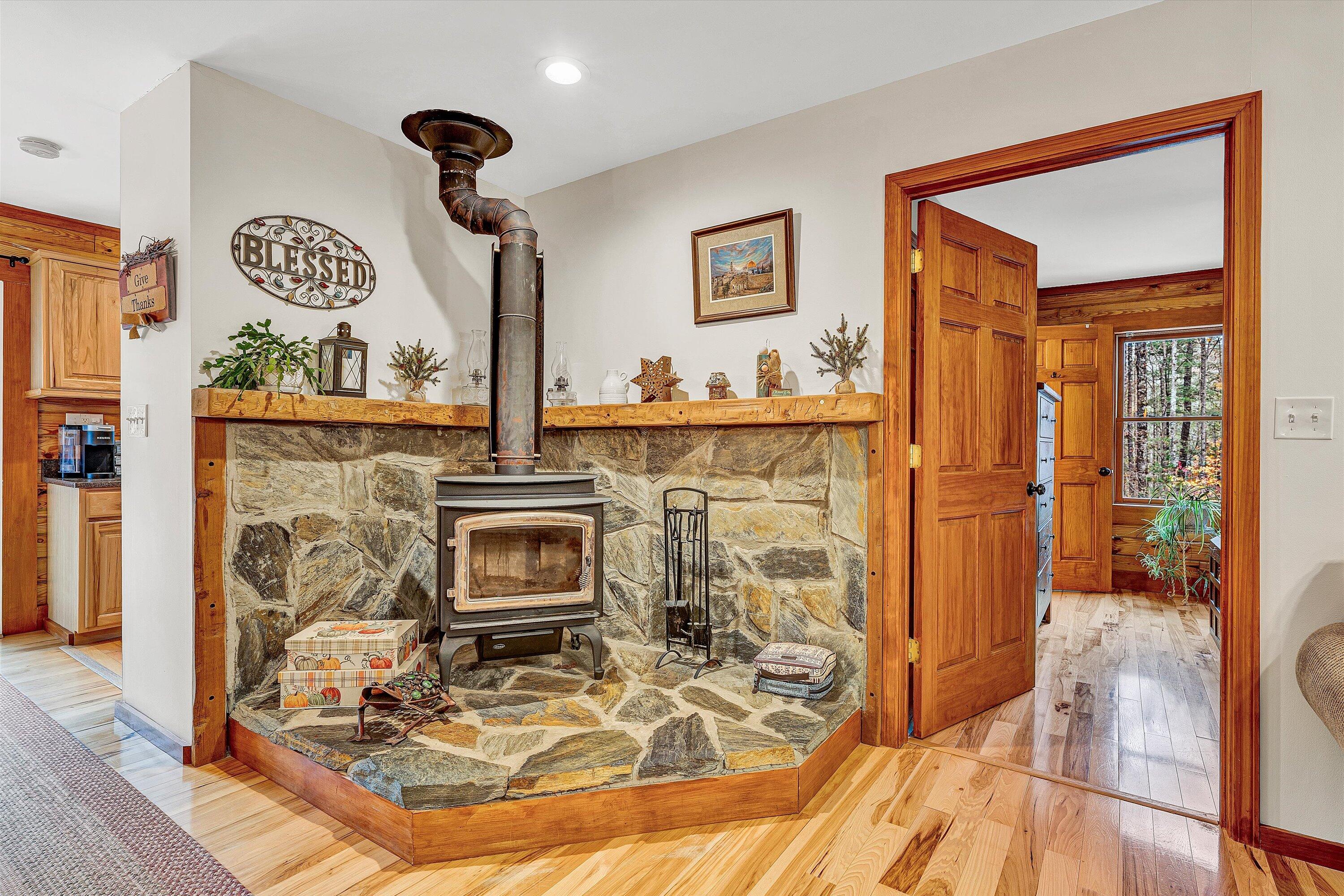 106 Middle Ridge Drive Callaway, VA 24067 - Photo 7 of 52 11-SGP-08871