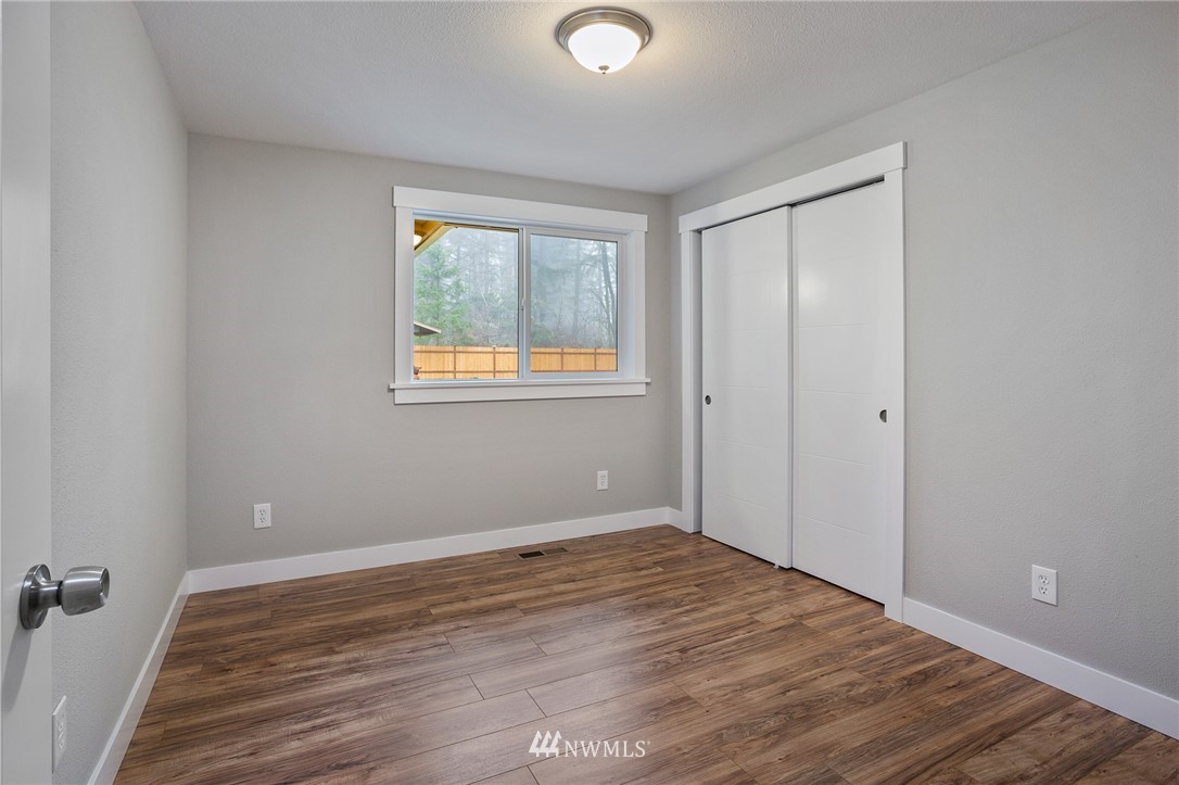9625 Mullen Road Southeast Olympia, WA 98513 - Photo 14 of 25 Gallery Image 14