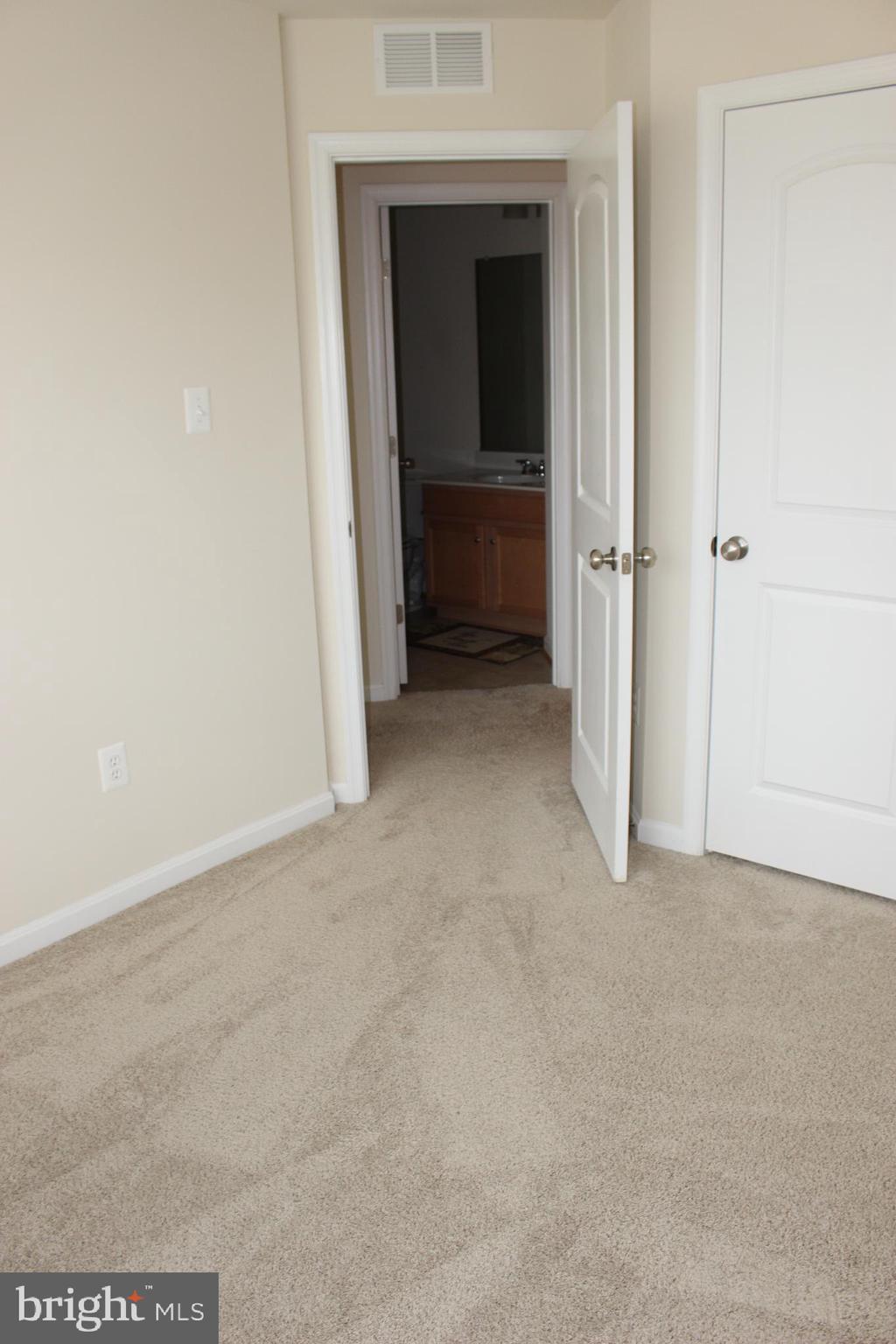 7410 Redleaf Row Road Brandywine, MD 20613 - Photo 30 of 36 Bedroom #3