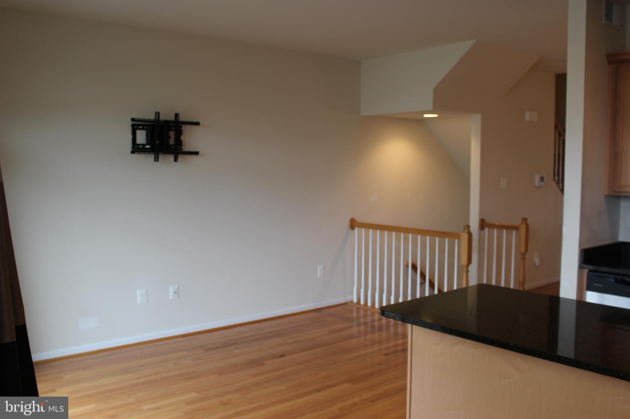 7410 Redleaf Row Road Brandywine, MD 20613 - Photo 8 of 36 Eat-in Kitchen