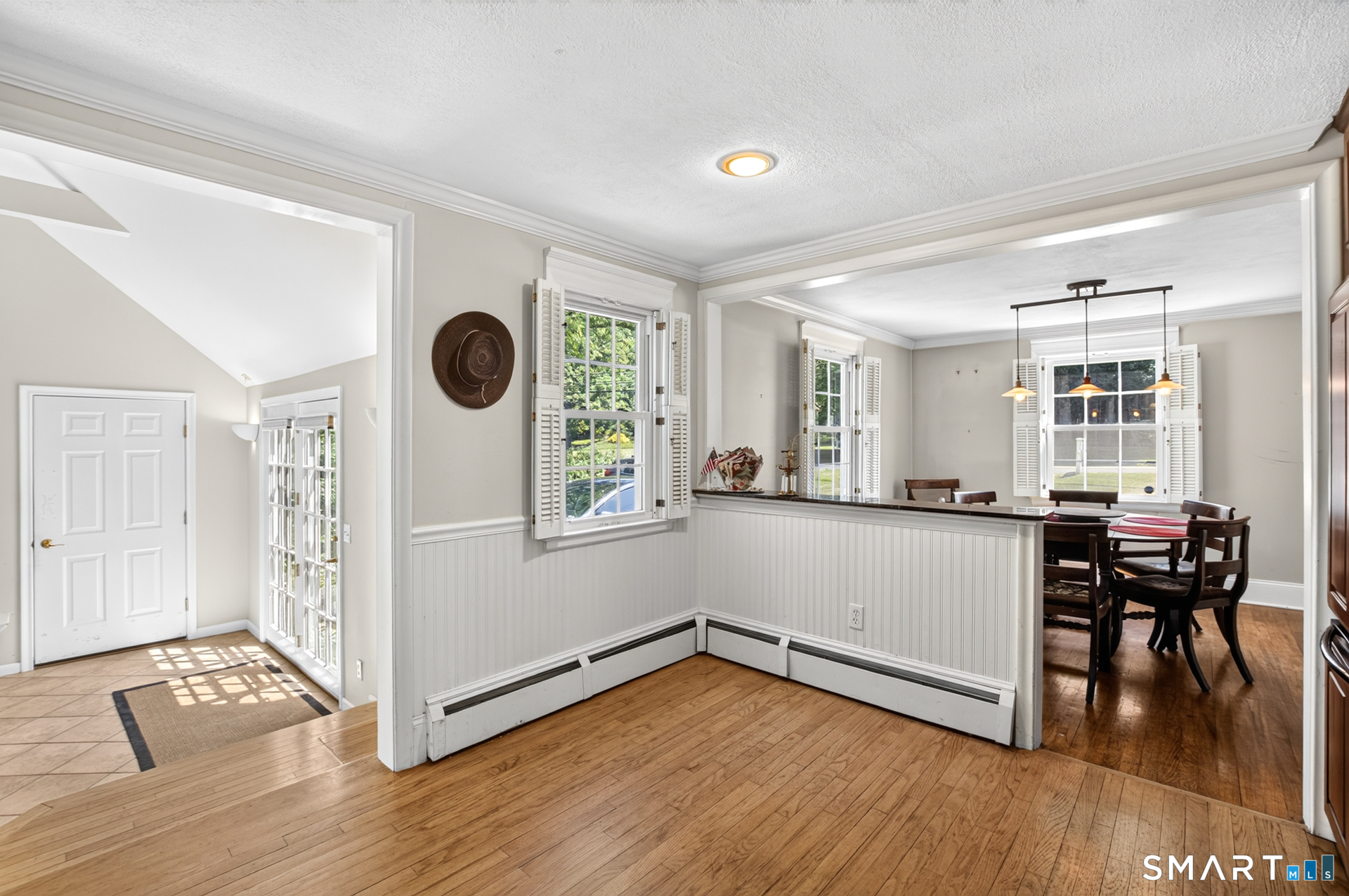 293 Firetown Road Simsbury, CT 06070 - Photo 13 of 40