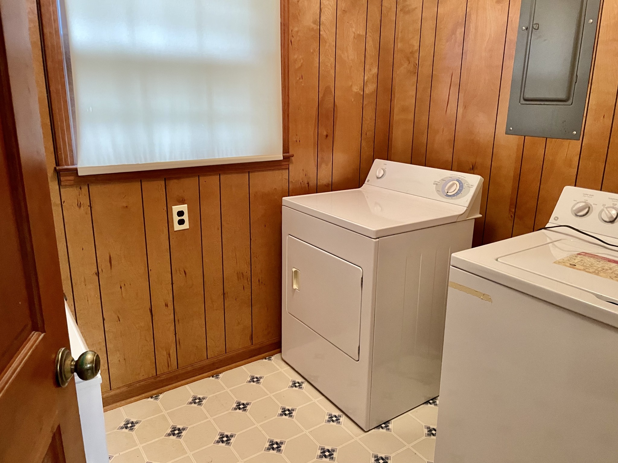 9928 South Road Cadiz, KY 42211 - Photo 15 of 19 Gallery Image 15