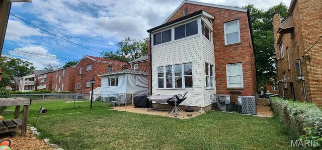 $499,900 | 6637 Devonshire Avenue, Unit 2, St. Louis, MO 63109