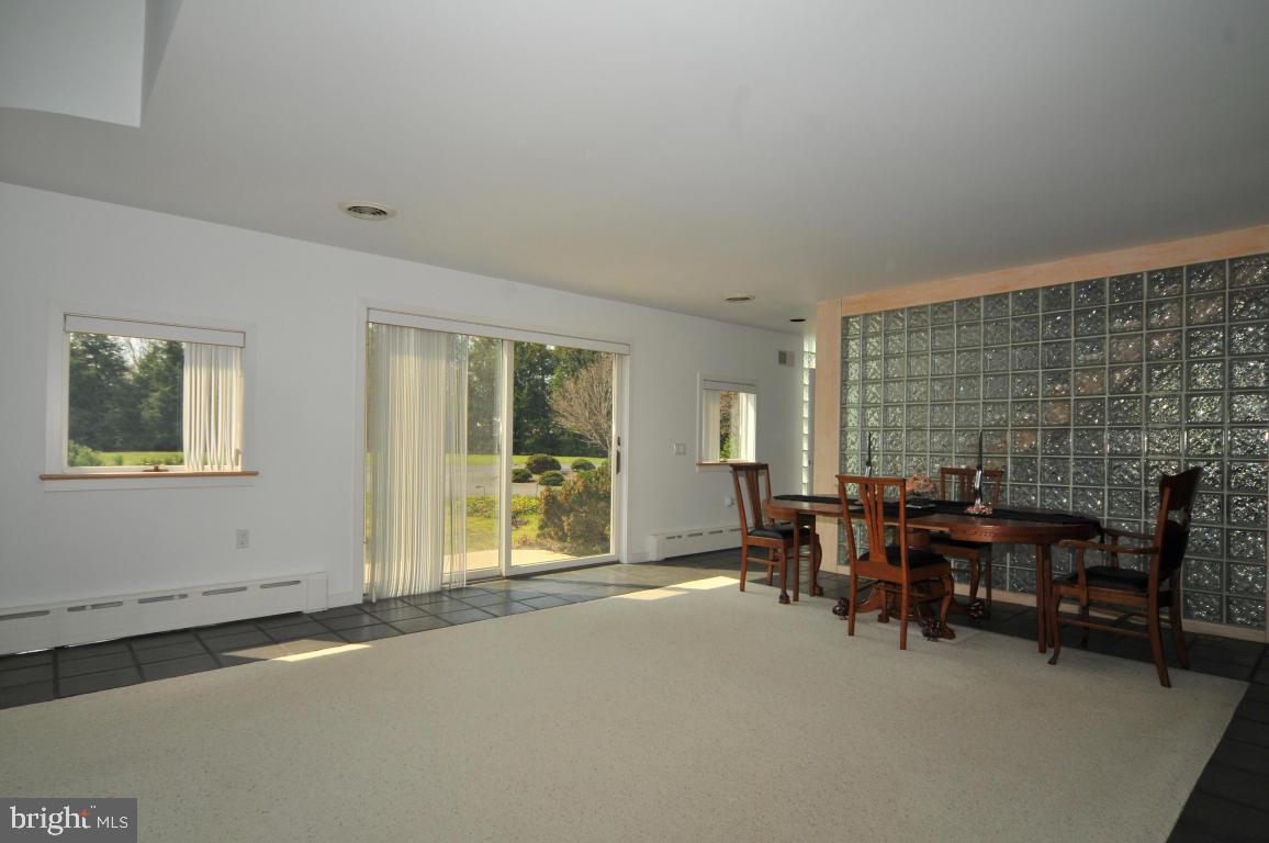 733 High Ridge Road Mount Joy, PA 17552 - Photo 12 of 36 Gallery Image 12