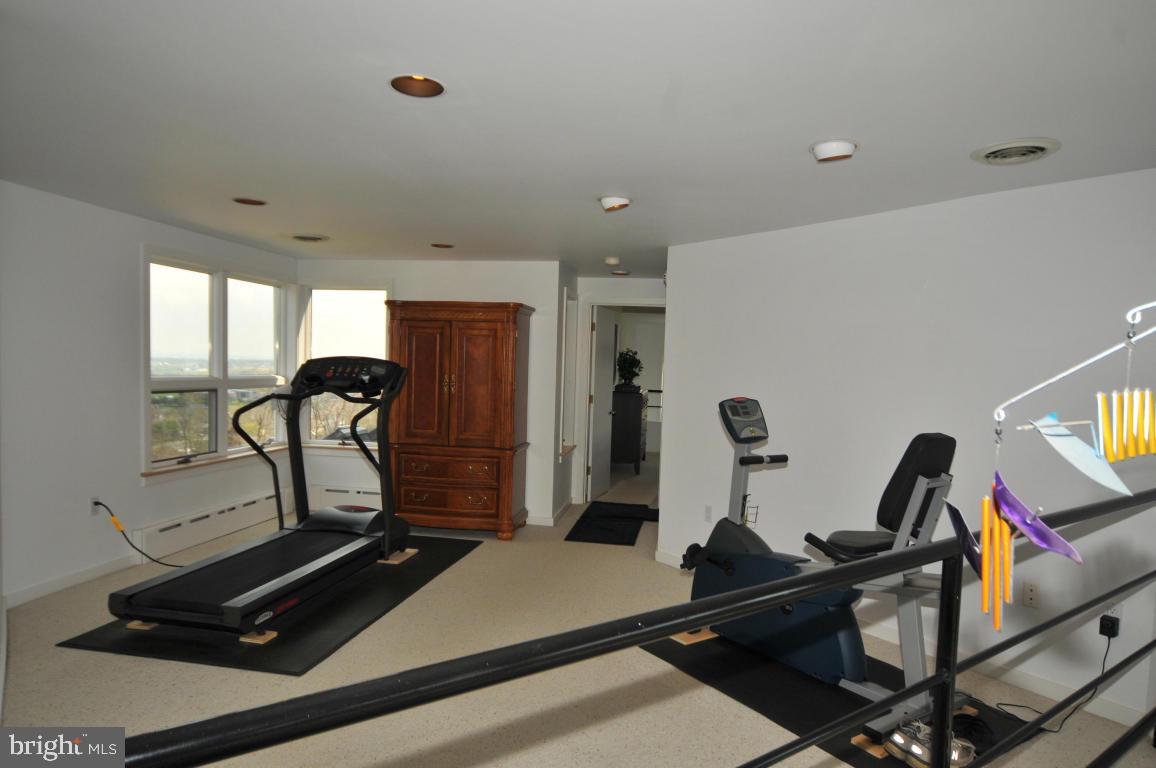 733 High Ridge Road Mount Joy, PA 17552 - Photo 16 of 36 Gallery Image 16